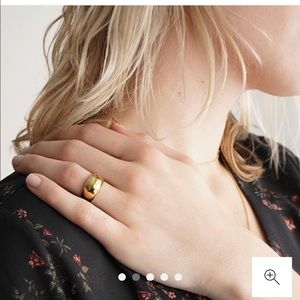 Mejuri Dome Ring size 6